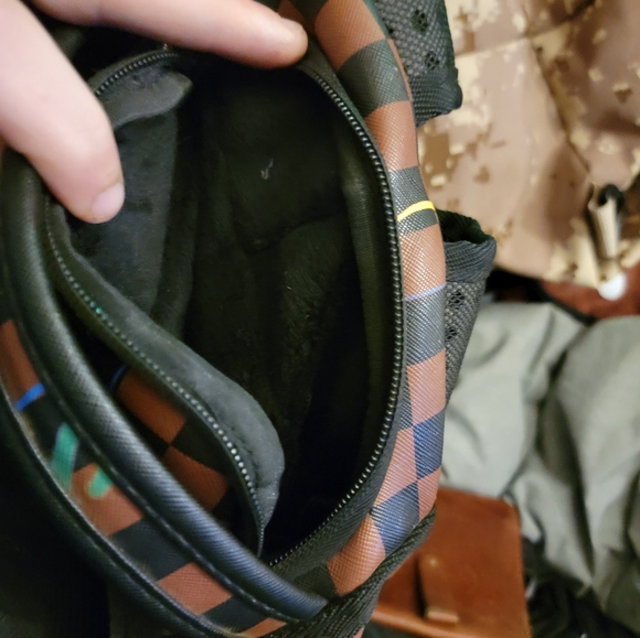 Sprayground limited edition backpack 600 retail Louis Vouton squares - Picture 6 of 14